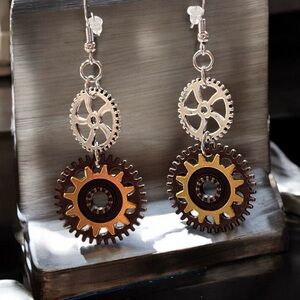 Steampunk dangling earrings Cosplaying Costume Gears Mixed metal Hypoallergenic